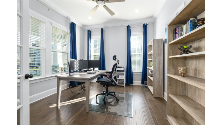 Mastering Productivity: Crafting a Functional Home Office Design