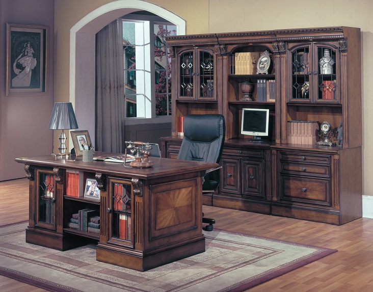 Huntington Collection by Parker House in Wood