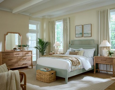 Pure Maple Collection by Vaughan-Bassett with Panel Beds in Other