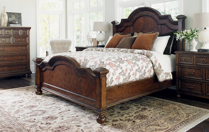 Coventry Hills Collection by Lexington Furniture