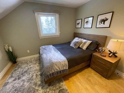 Nevada Collection by LH Home with Vanitys