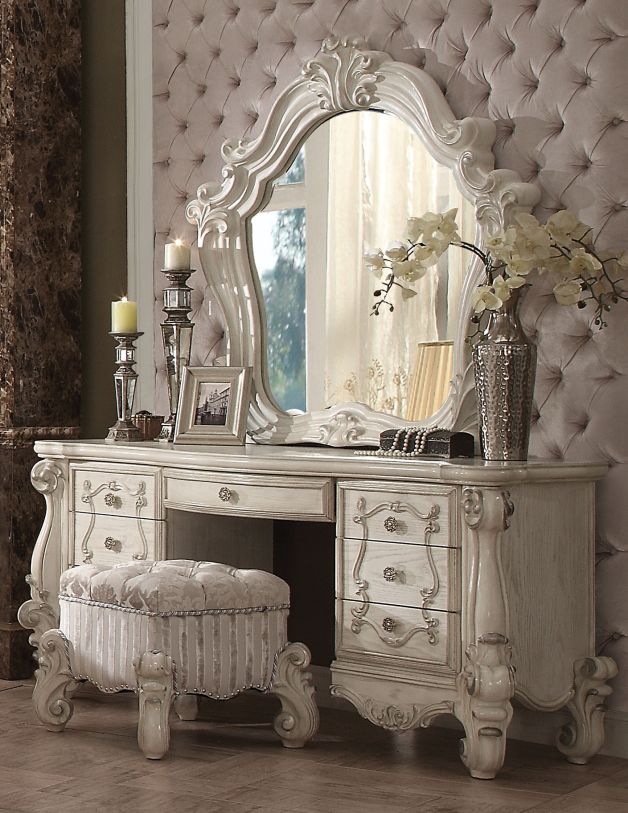 Versailles Vanity Stool