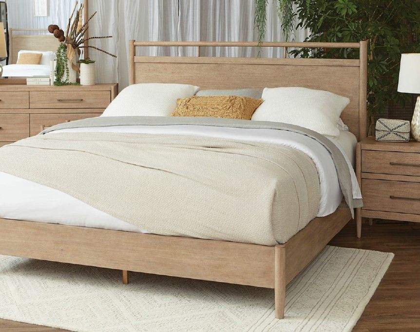 Aspenhome Shiloh Queen Panel Bed - Thumbnail 4