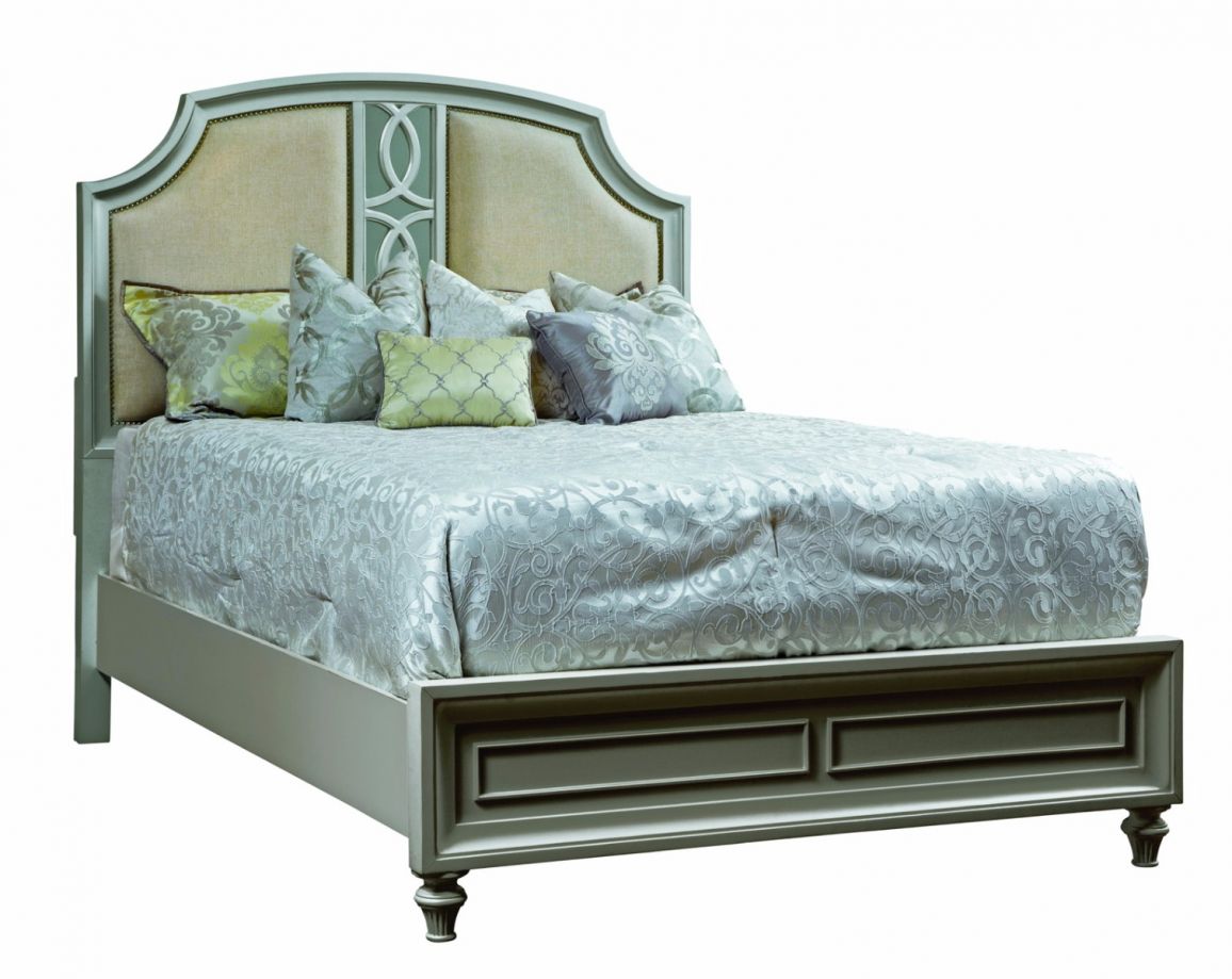 Avalon Furniture B481 Upholstered Panel Bedroom Set In Pearlized Silver
